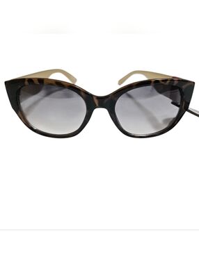Foster Grant Cat Eye Tortoise Shell Sunglasses with Beige Arms